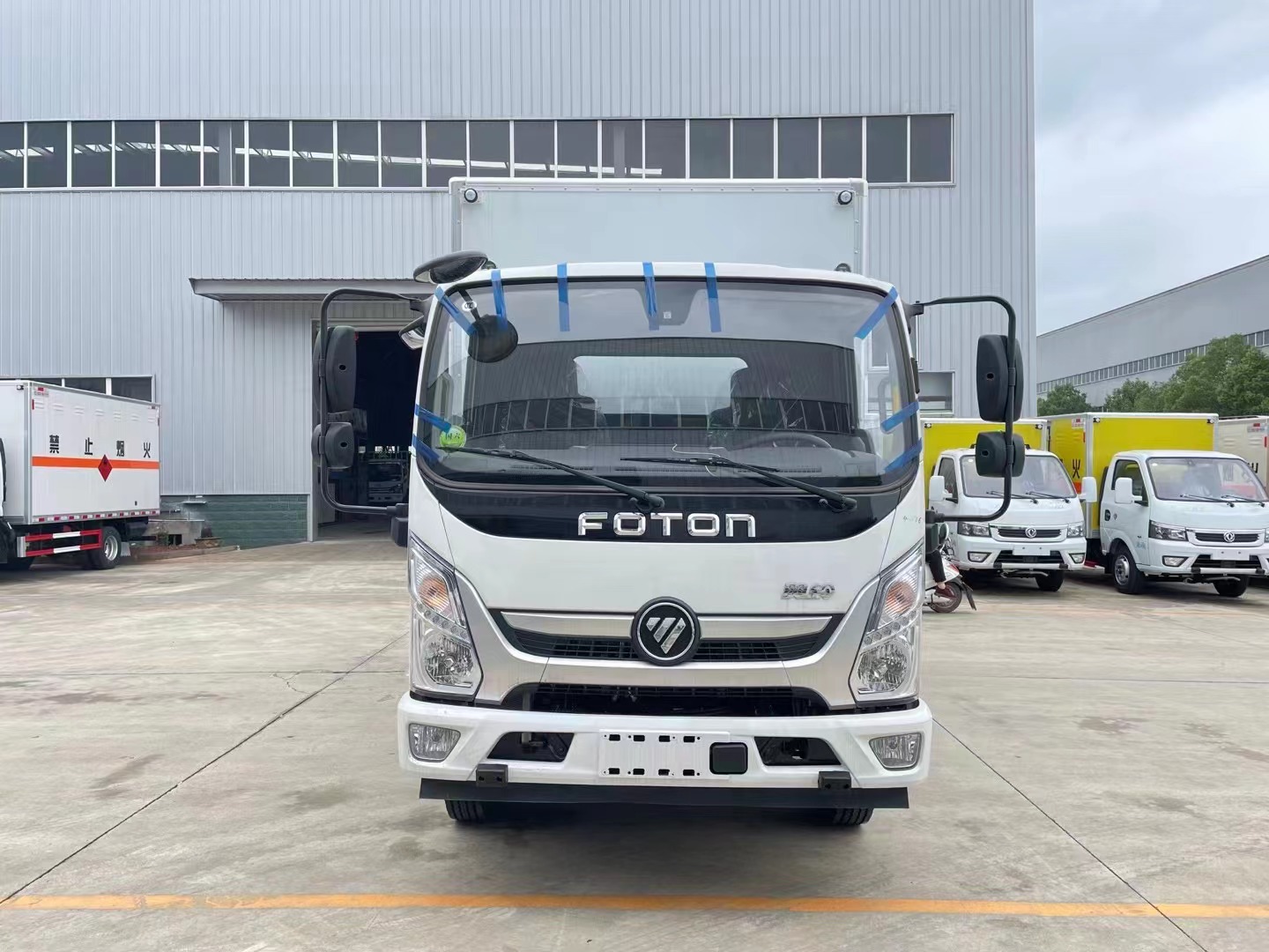 福田奥铃蓝牌4.2米爆破器材运输车