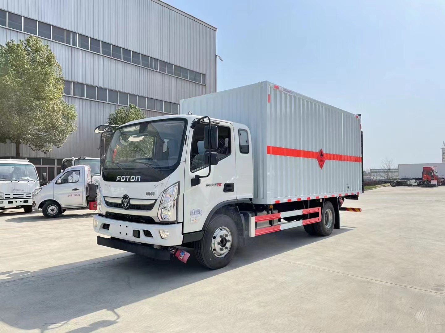 福田奥铃CTS5.2米气体厢式车