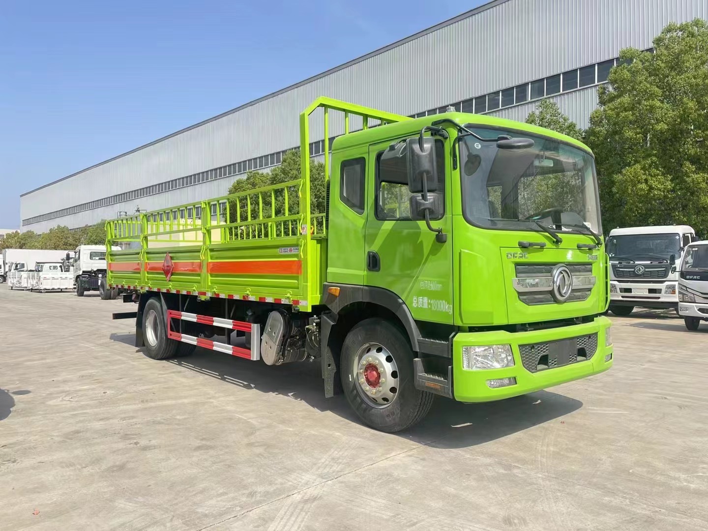 东风6.8米气瓶运输车