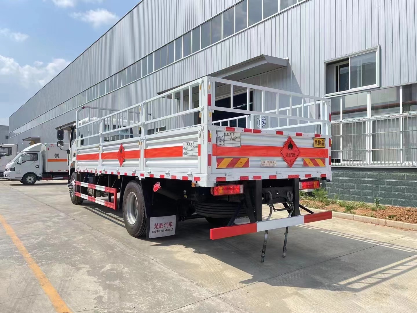 福田欧航6.7米气瓶运输车