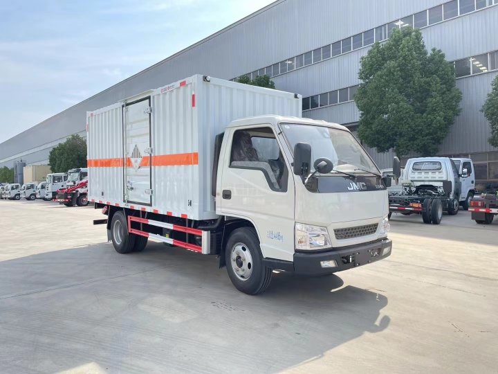 江铃蓝牌9类杂项车