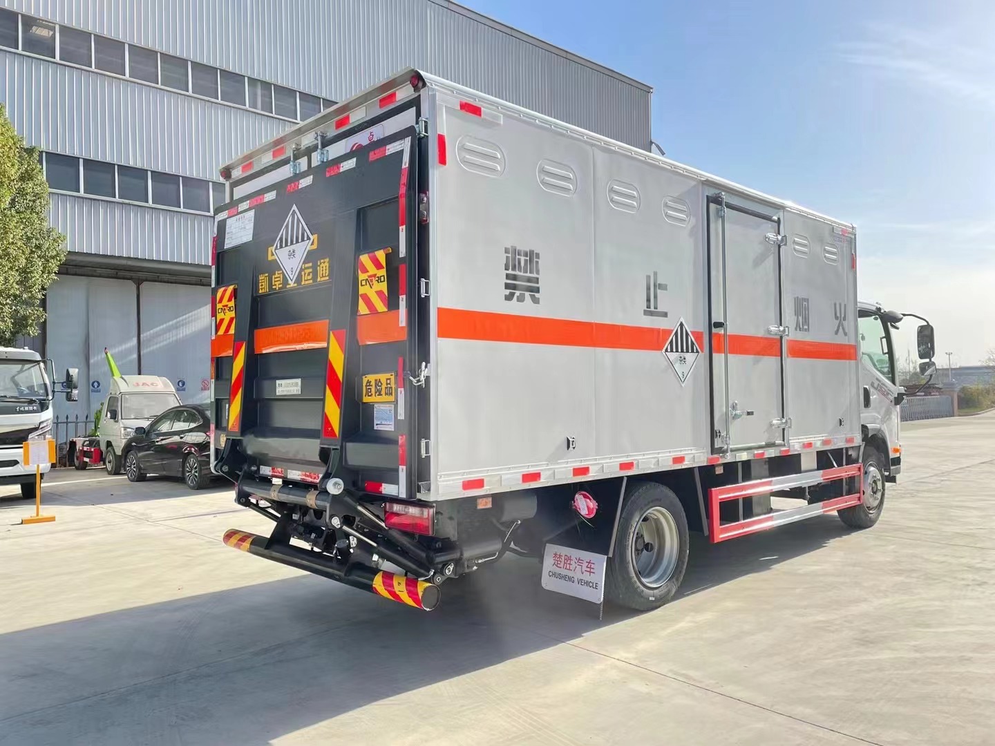 解放5.15米废机油专用车