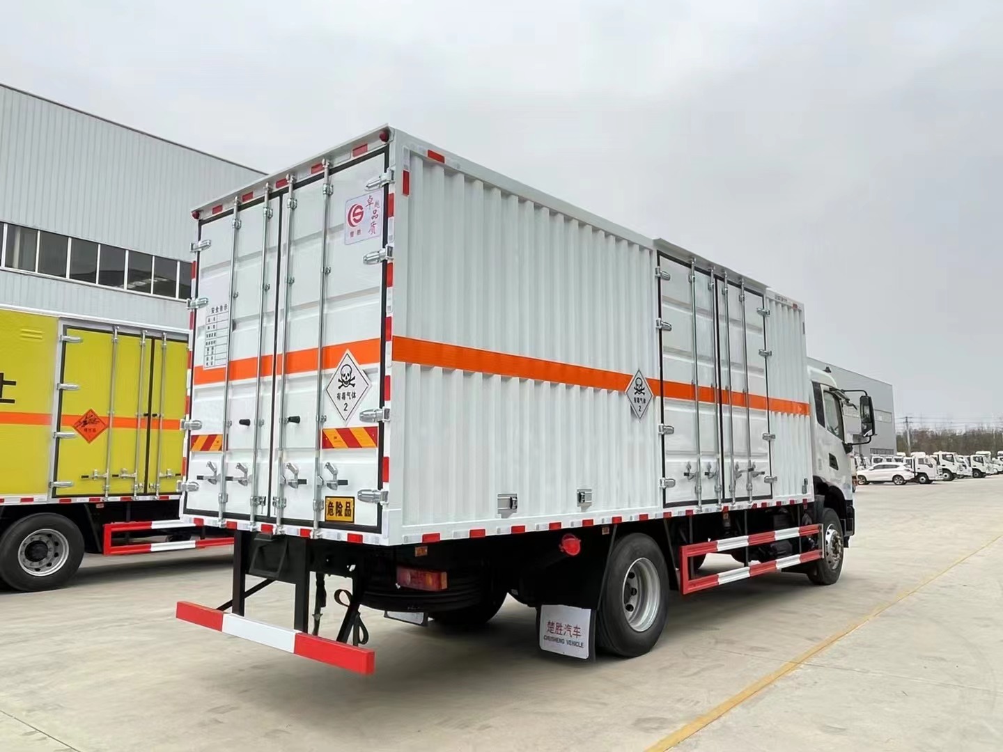2类3项毒性气体厢式车/2.3类危险品厢式运输车