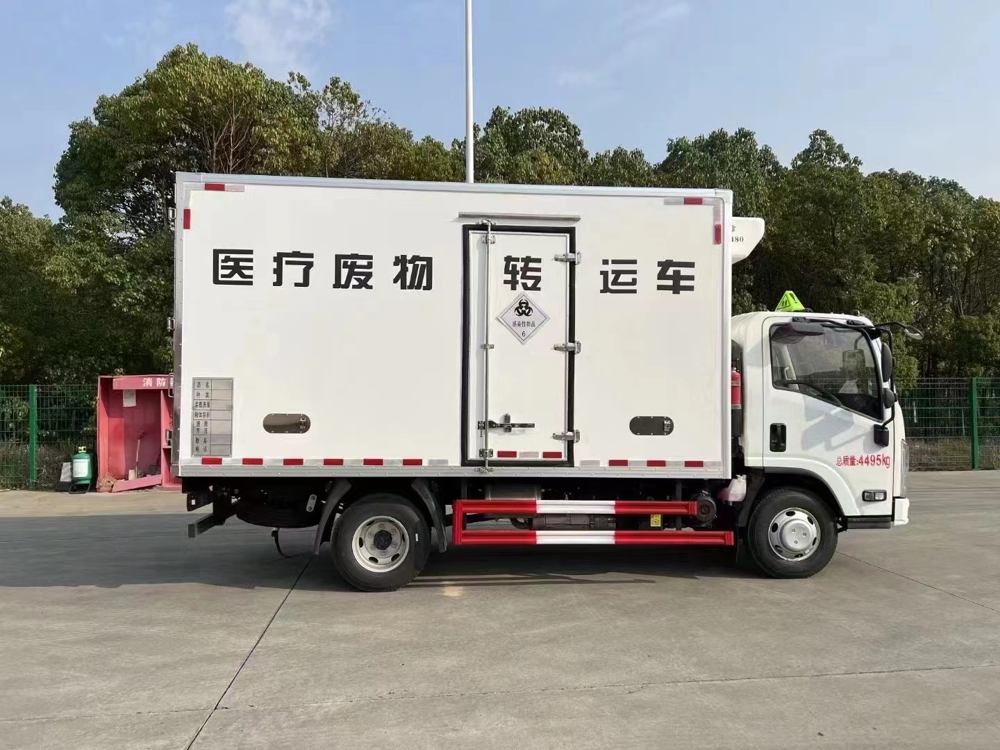 五十铃蓝牌医疗废物转运车
