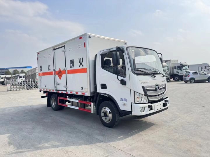 福田欧马可蓝牌1.4吨爆破器材运输车